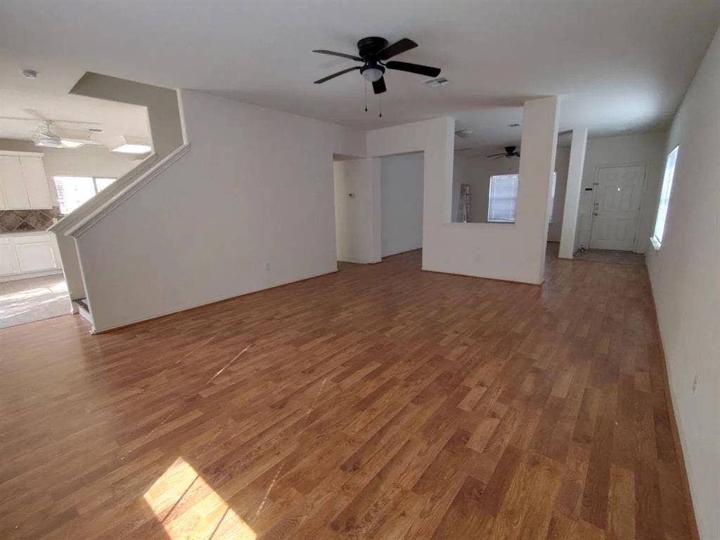 4 BR in Leander