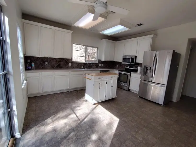 4 BR in Leander