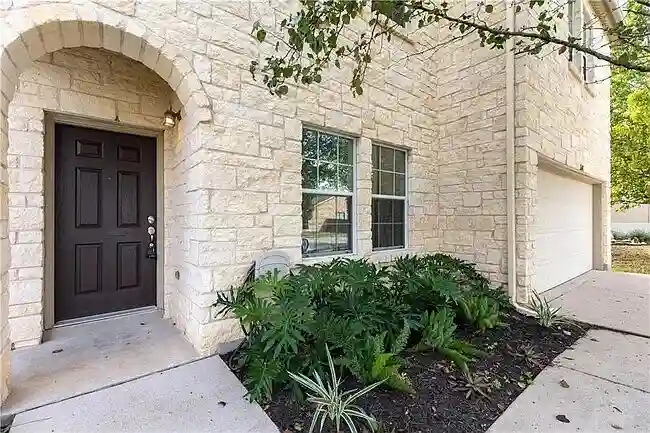 4 BR in Leander