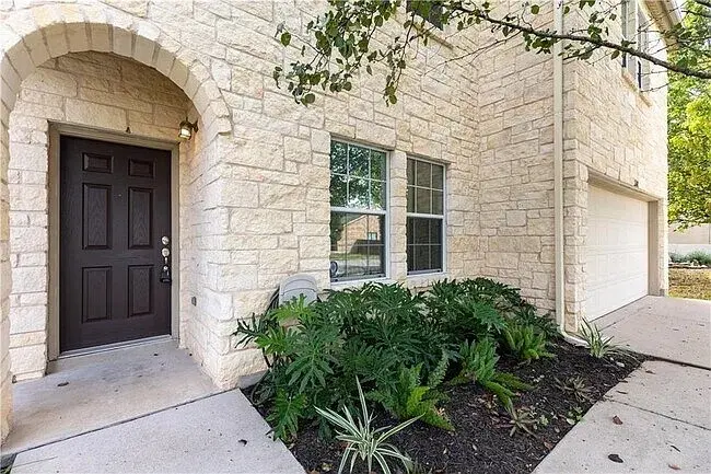 4 BR in Leander