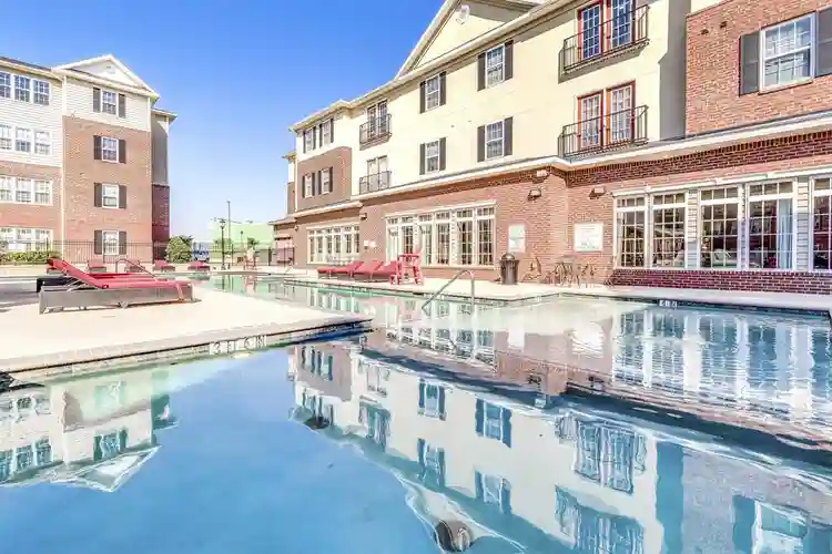 The Arch - Room Lease