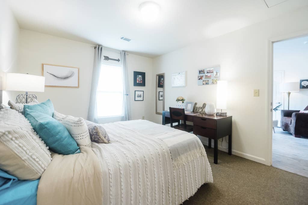 The Arch - Room Lease