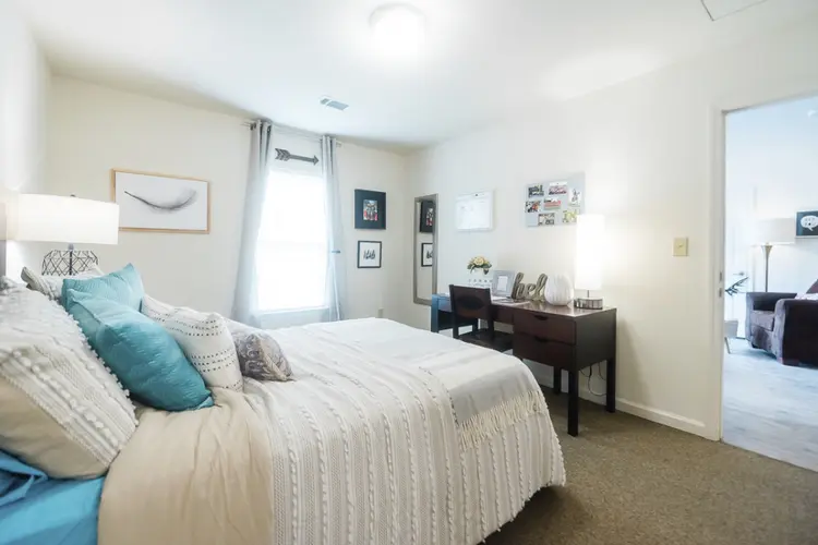 The Arch - Room Lease