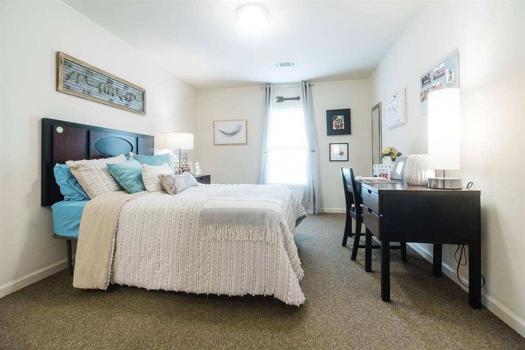 The Arch - Room Lease