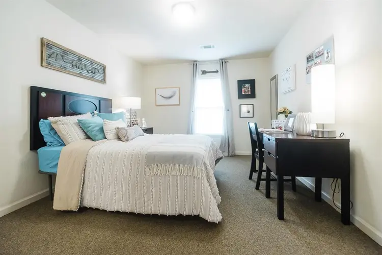 The Arch - Room Lease