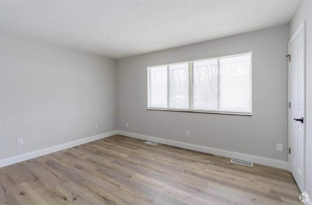 Roommate for Hiram Ohio Townhome