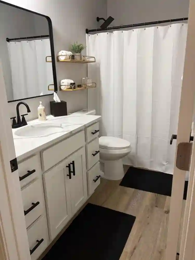 Roommate for Hiram Ohio Townhome