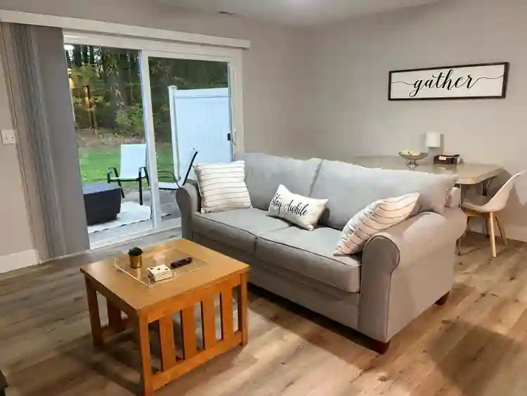 Roommate for Hiram Ohio Townhome