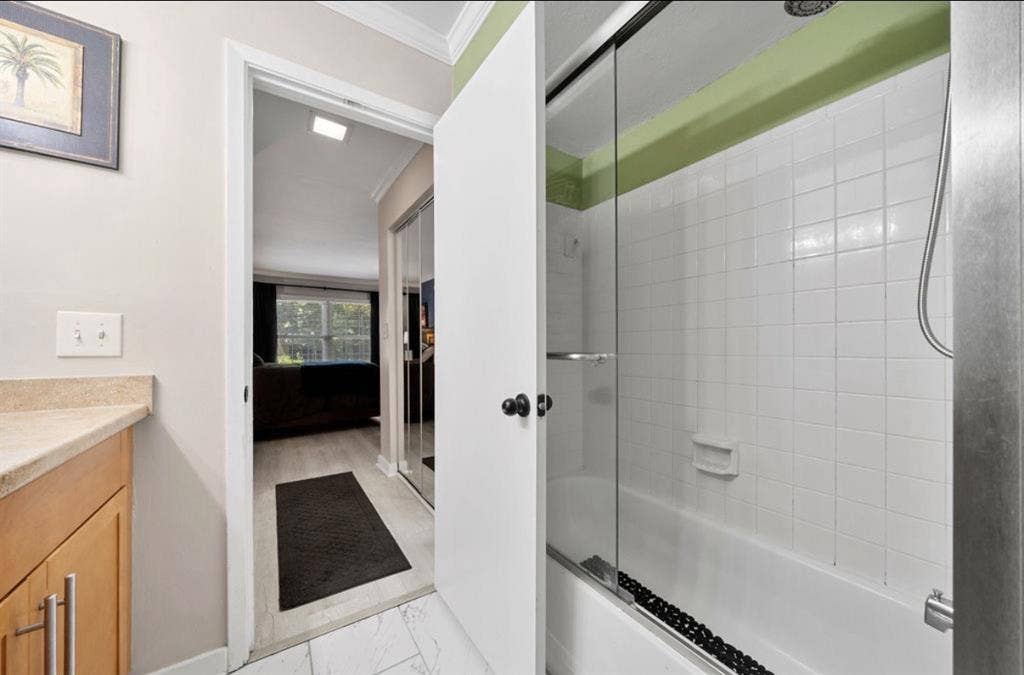 Beautfuul Condo Private 1 Bed/Bath