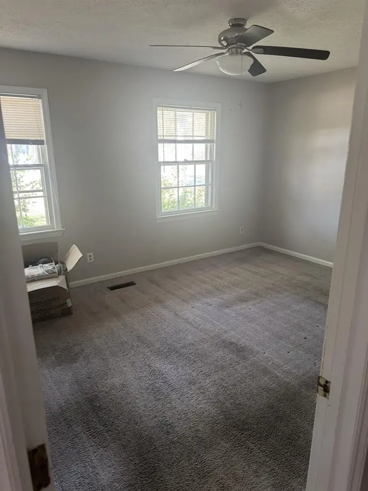 Room For Rent