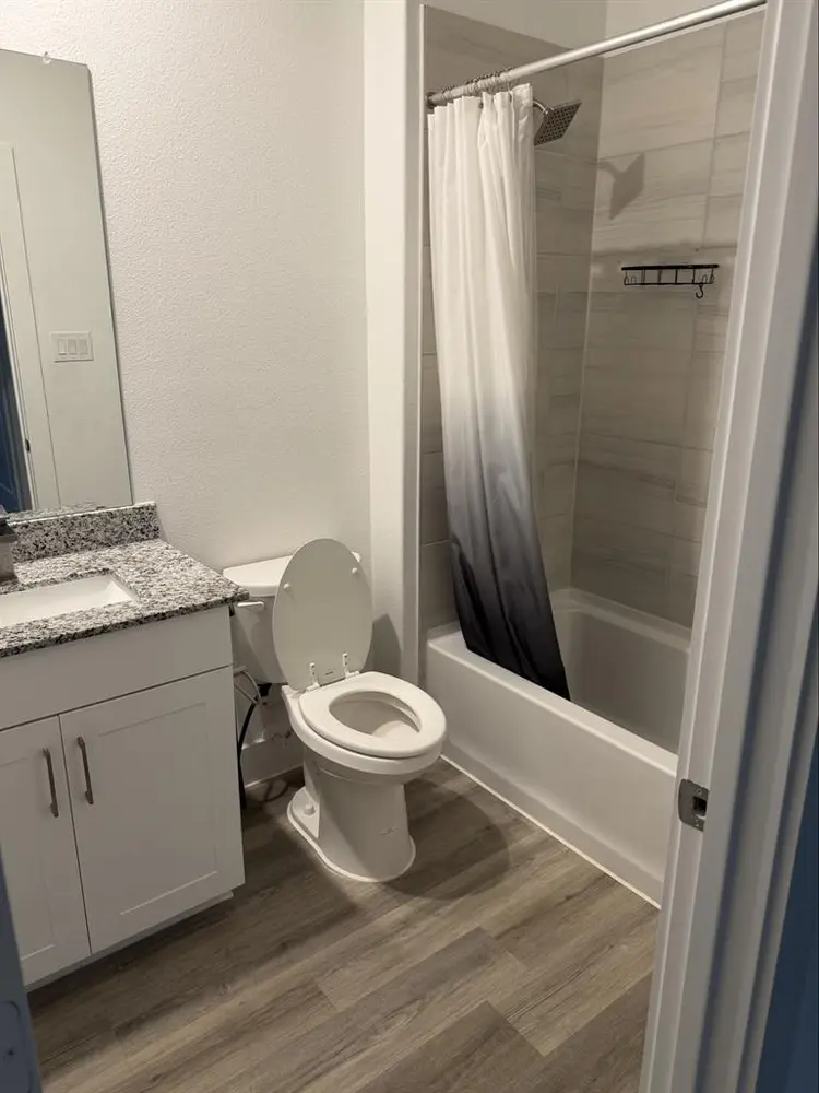 3 bedroom townhome for rent.