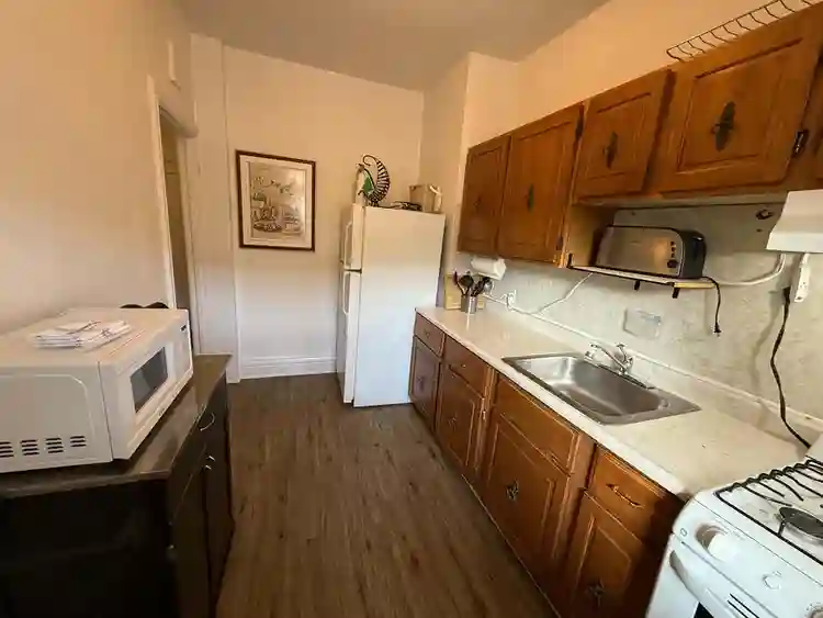 Chambre à Montréal ÉdouardMontpetit