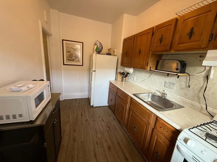 Chambre à Montréal ÉdouardMontpetit