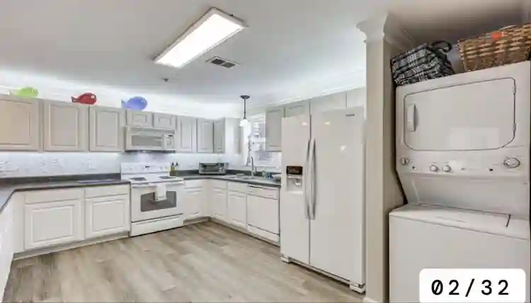 Private Bedroom in Gated Community