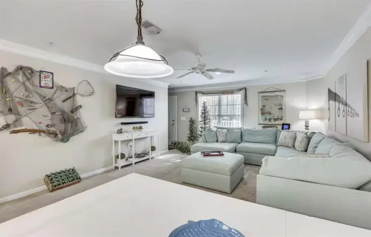 Private Bedroom in Gated Community