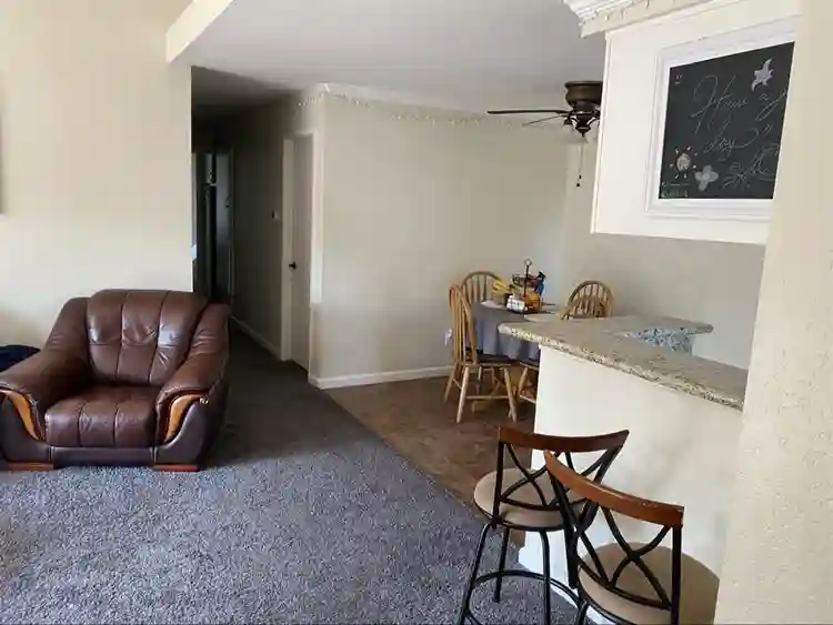 1 bedroom with private bathroom!!