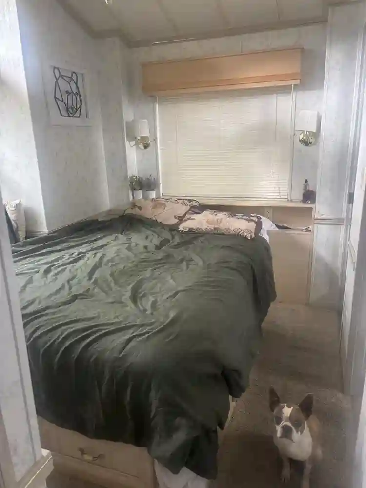 Small bedroom available