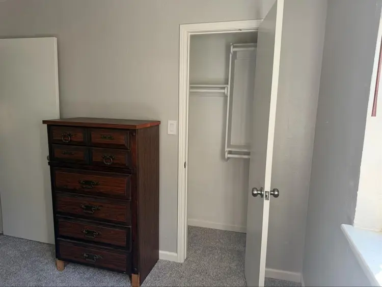 Looking for female roommate