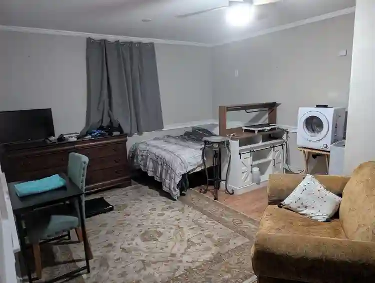 Room to rent with private entrance