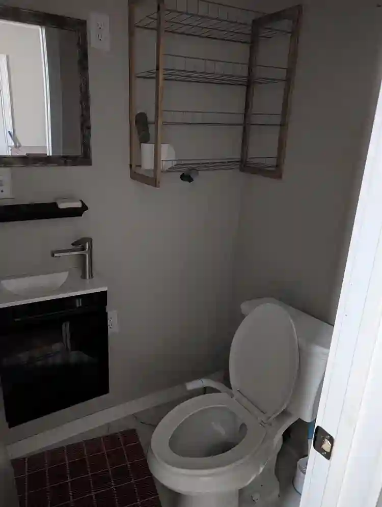 Room to rent with private entrance