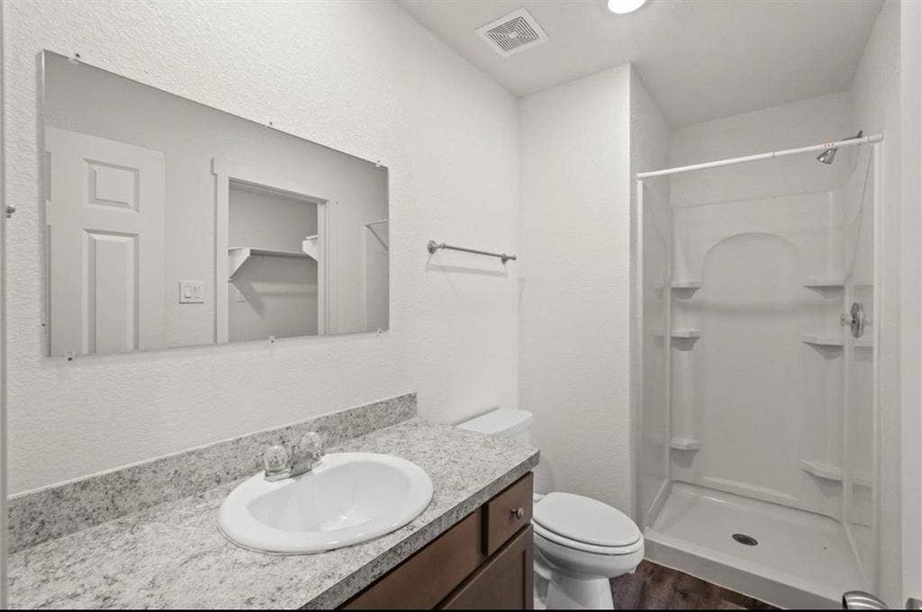 Third floor bedroom/bathroom