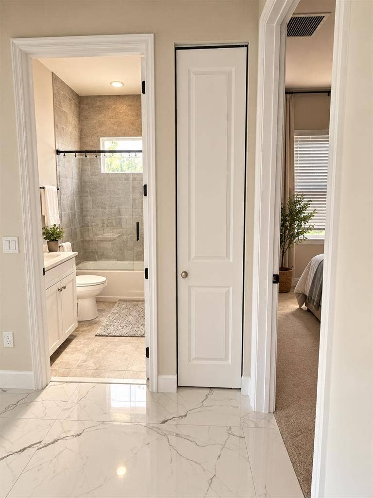 Room for rent in Westlake!
