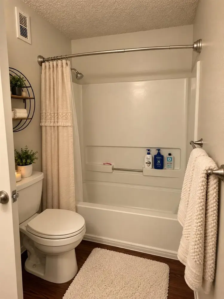 Seeking a new roommate