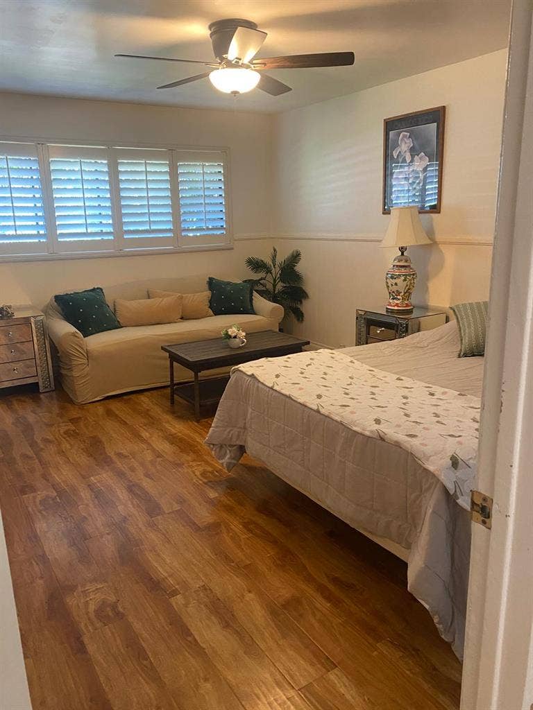 1,499 / 1 Bed w En Suite 1 Bathroom