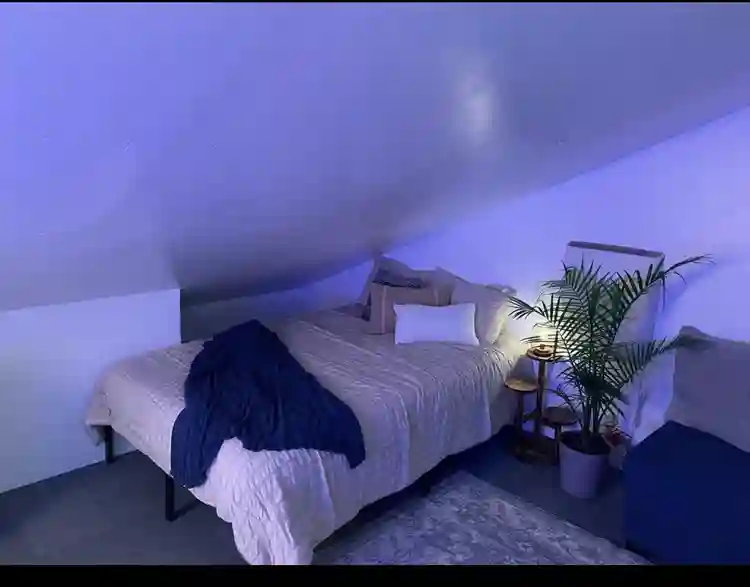 ROOM FOR RENT COMING