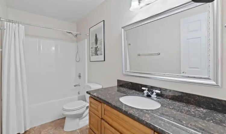 2 BEDROOMS IN SE PORTLAND