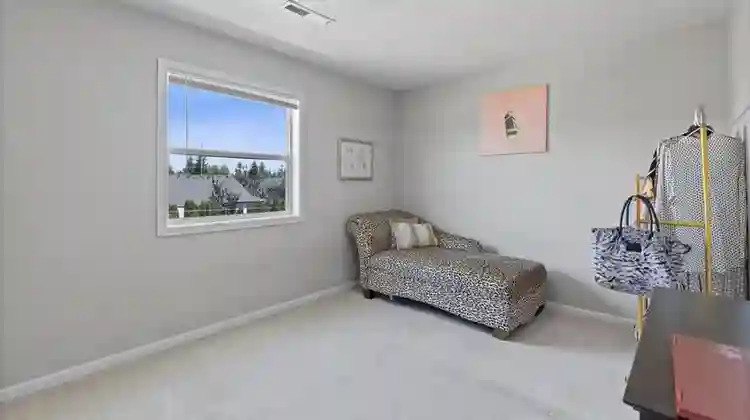 2 BEDROOMS IN SE PORTLAND