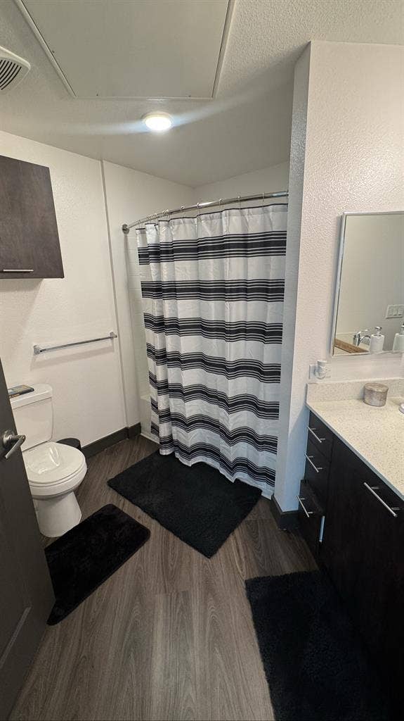 Looking for roomate in my 2bd 2ba
