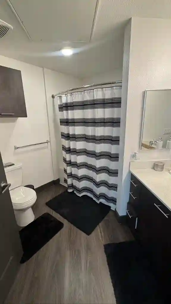 Looking for roomate in my 2bd 2ba