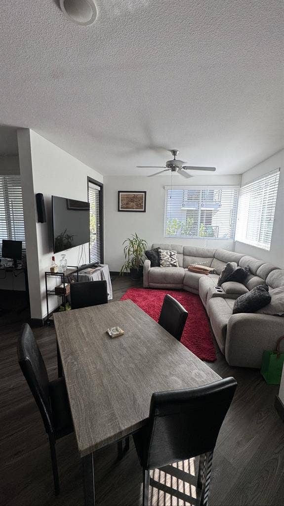 Looking for roomate in my 2bd 2ba