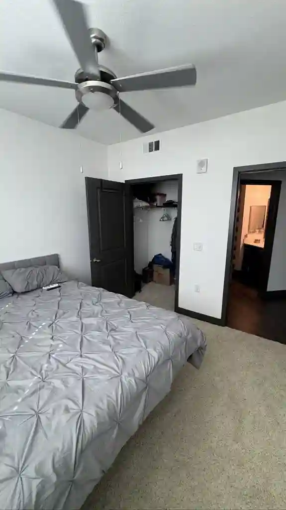 Looking for roomate in my 2bd 2ba