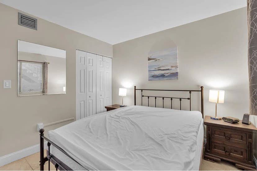Looking for Roommate in Key Largo!