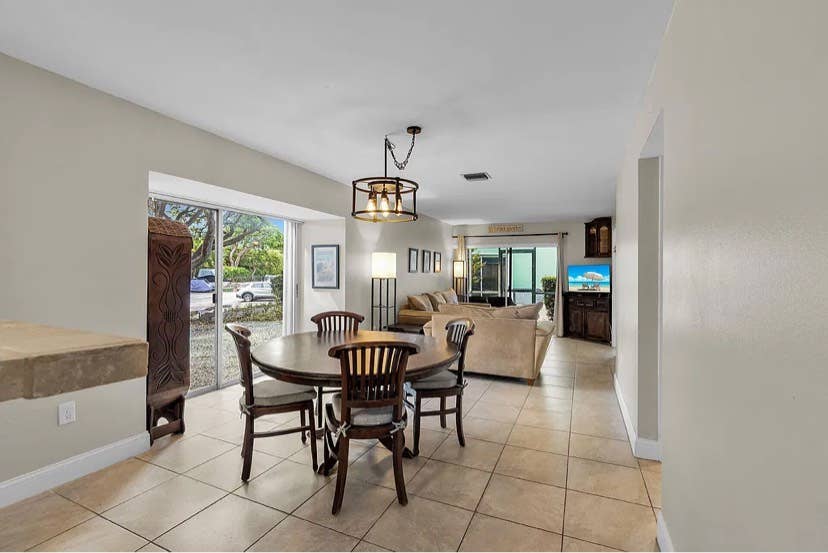 Looking for Roommate in Key Largo!