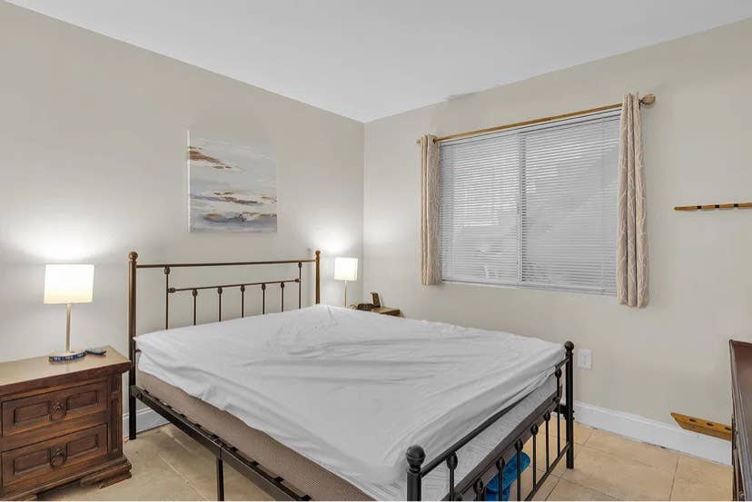 Looking for Roommate in Key Largo!