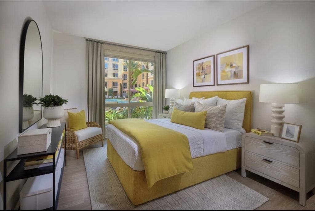 Private Room & Bath in Irvine