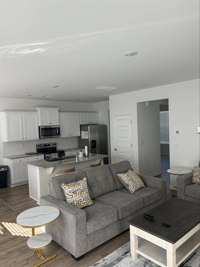 Luxury Room for rent
