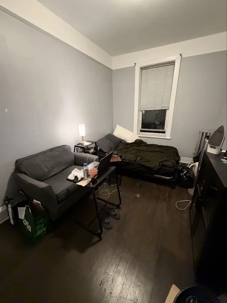 Room in Astoria Queens