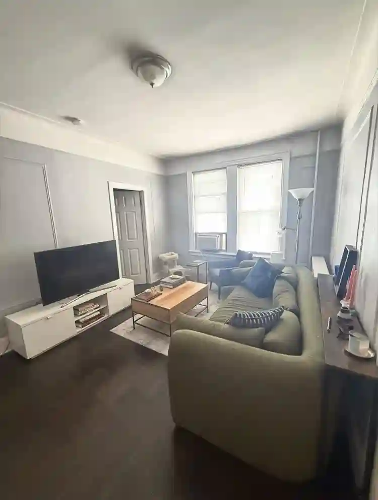 Room in Astoria Queens