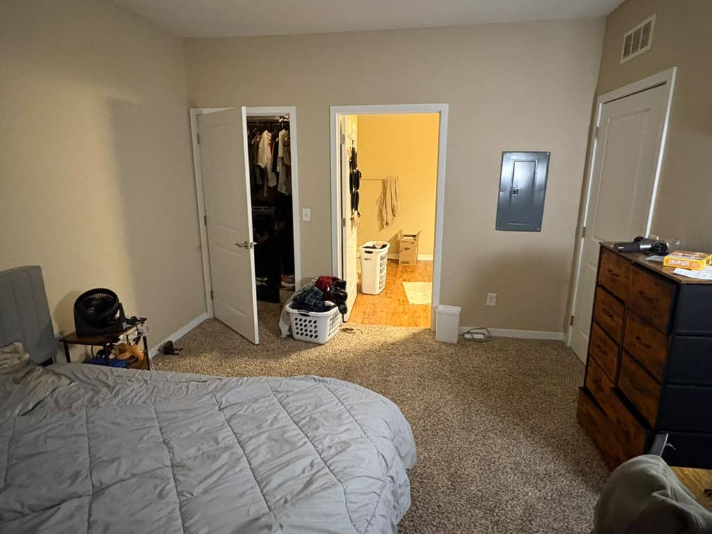 January 1st Lease Takeover: $790/mo