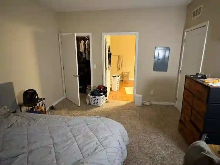 January 1st Lease Takeover: $790/mo