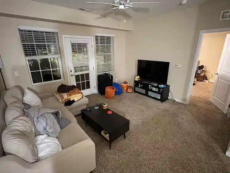 January 1st Lease Takeover: $790/mo