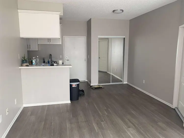 Primary Bedroom in Koreatown!
