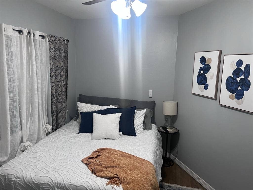 Furnished room with all utilities