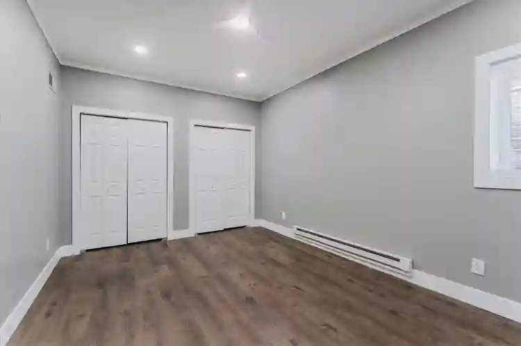 Room Near EMU – $825 Utilities Incl