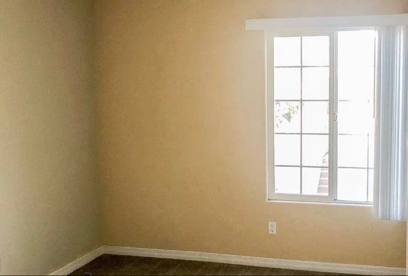 Master room available