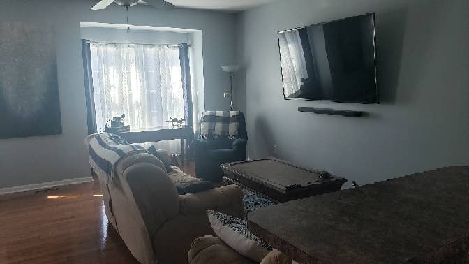 Small private room, shared bathroom